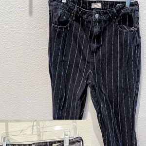 PacSun Mom Jeans